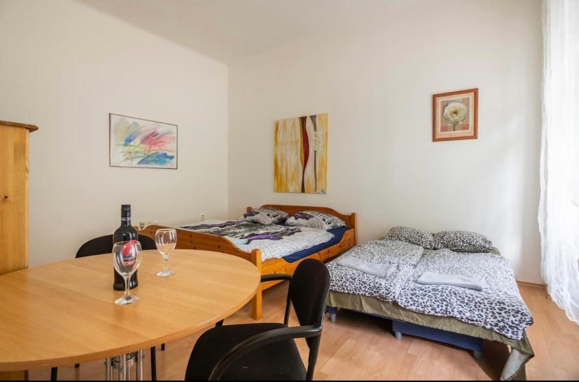 Apartment Stepanska Prague Ngoại thất bức ảnh